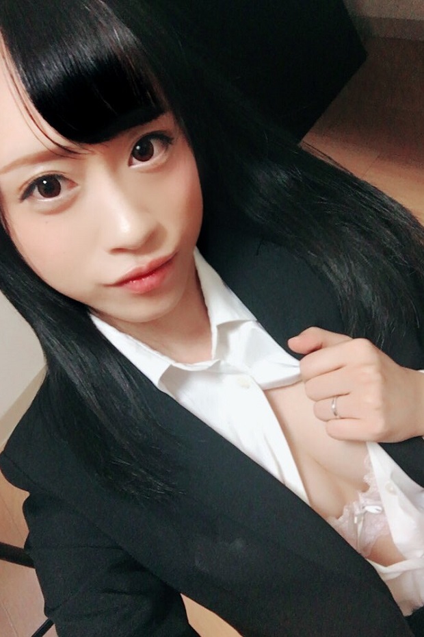 桐山結羽 ムッツリスケベな美少女オナニスト画像 